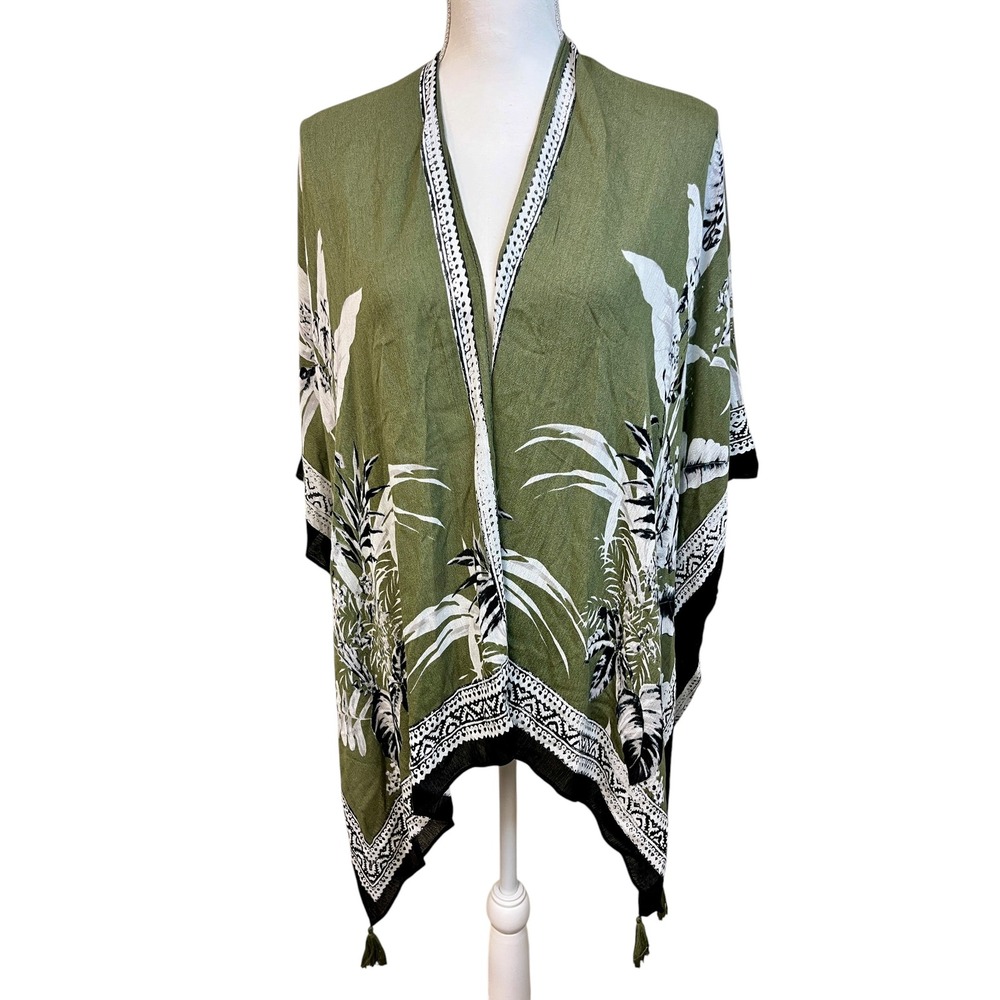 VINCE CAMUTO Green Floral Kimono Wrap O/S Tropical Tassel Boho Chic - Picture 3 of 11